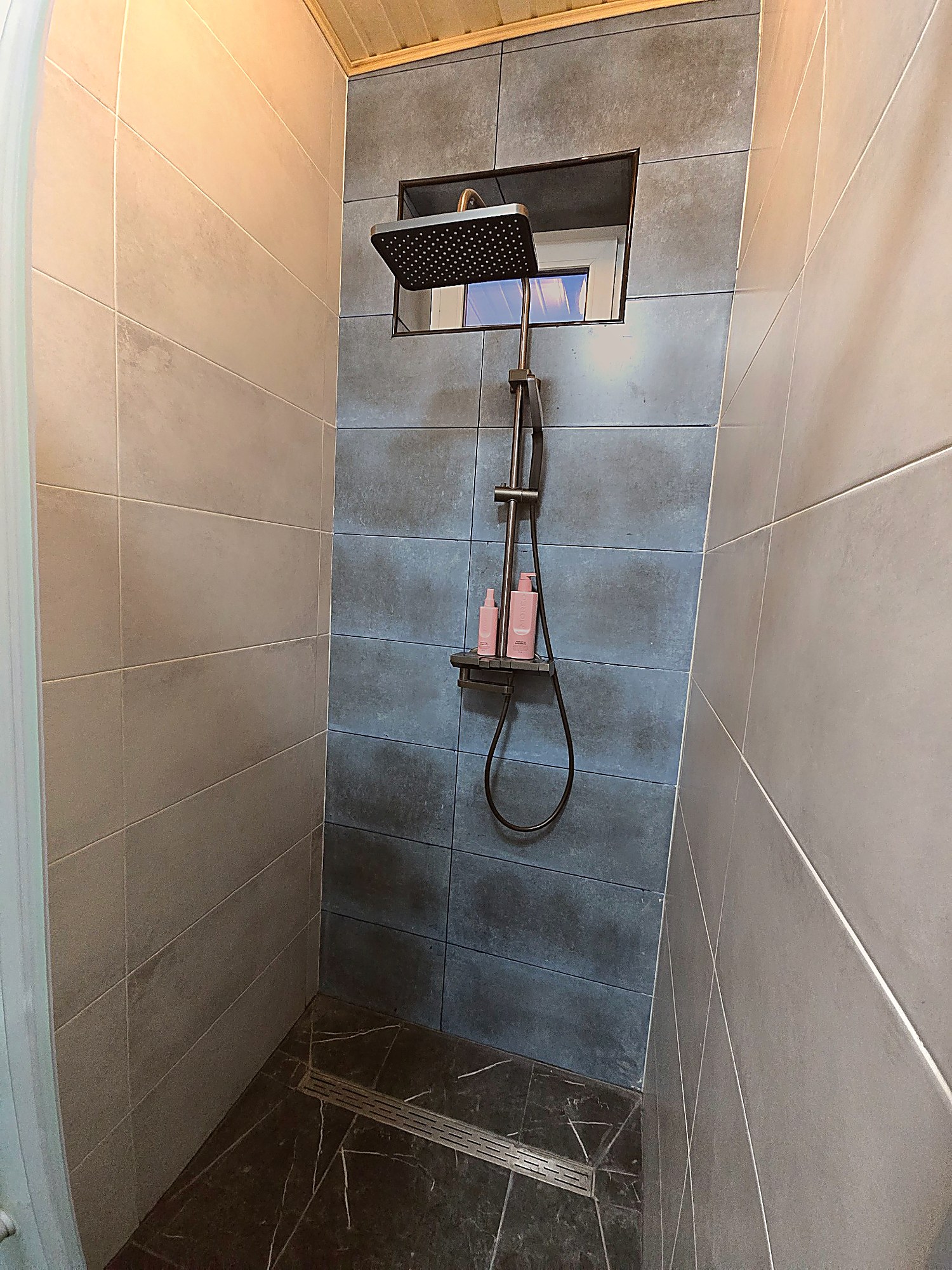 Душевая — удобно и чисто