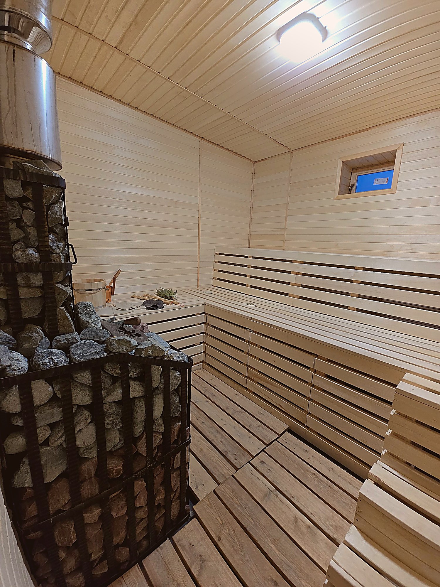 Парная — просторная, на 6 мест